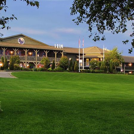 Eganridge Resort, Golf Club & Spa Bobcaygeon 外观 照片