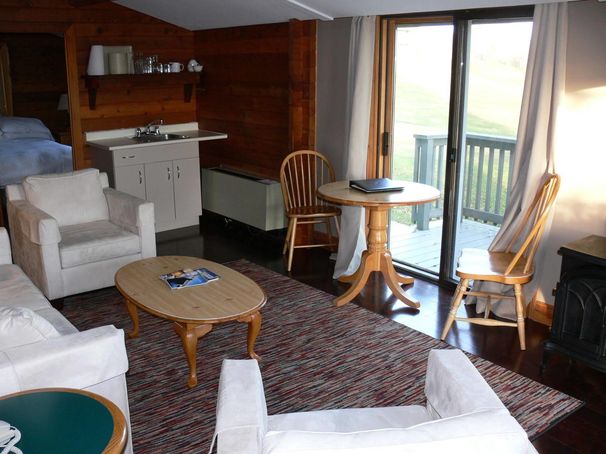 Eganridge Resort, Golf Club & Spa Bobcaygeon 外观 照片