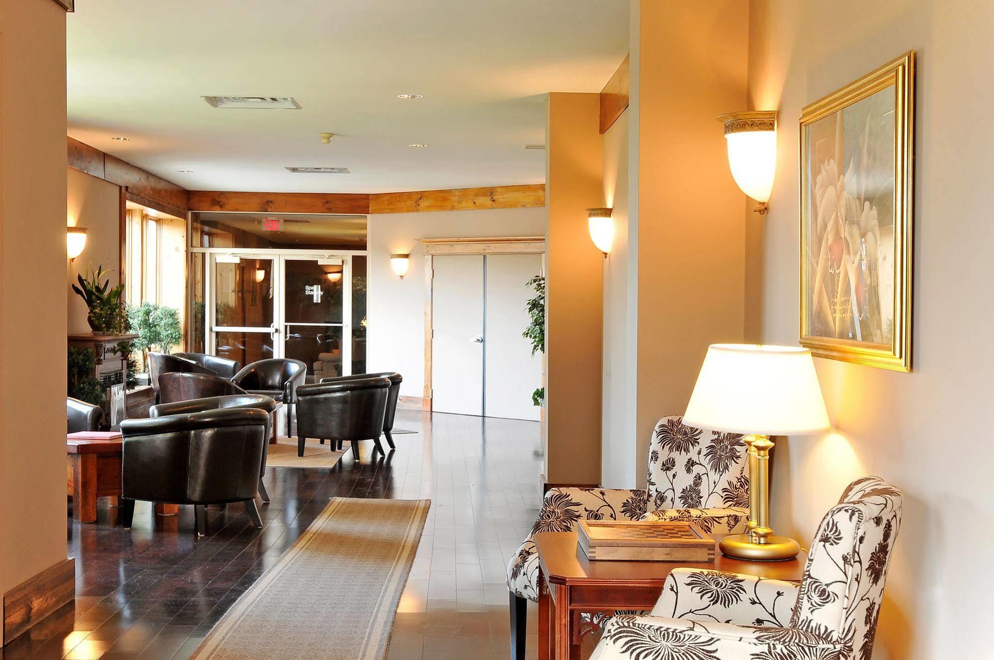 Eganridge Resort, Golf Club & Spa Bobcaygeon 外观 照片
