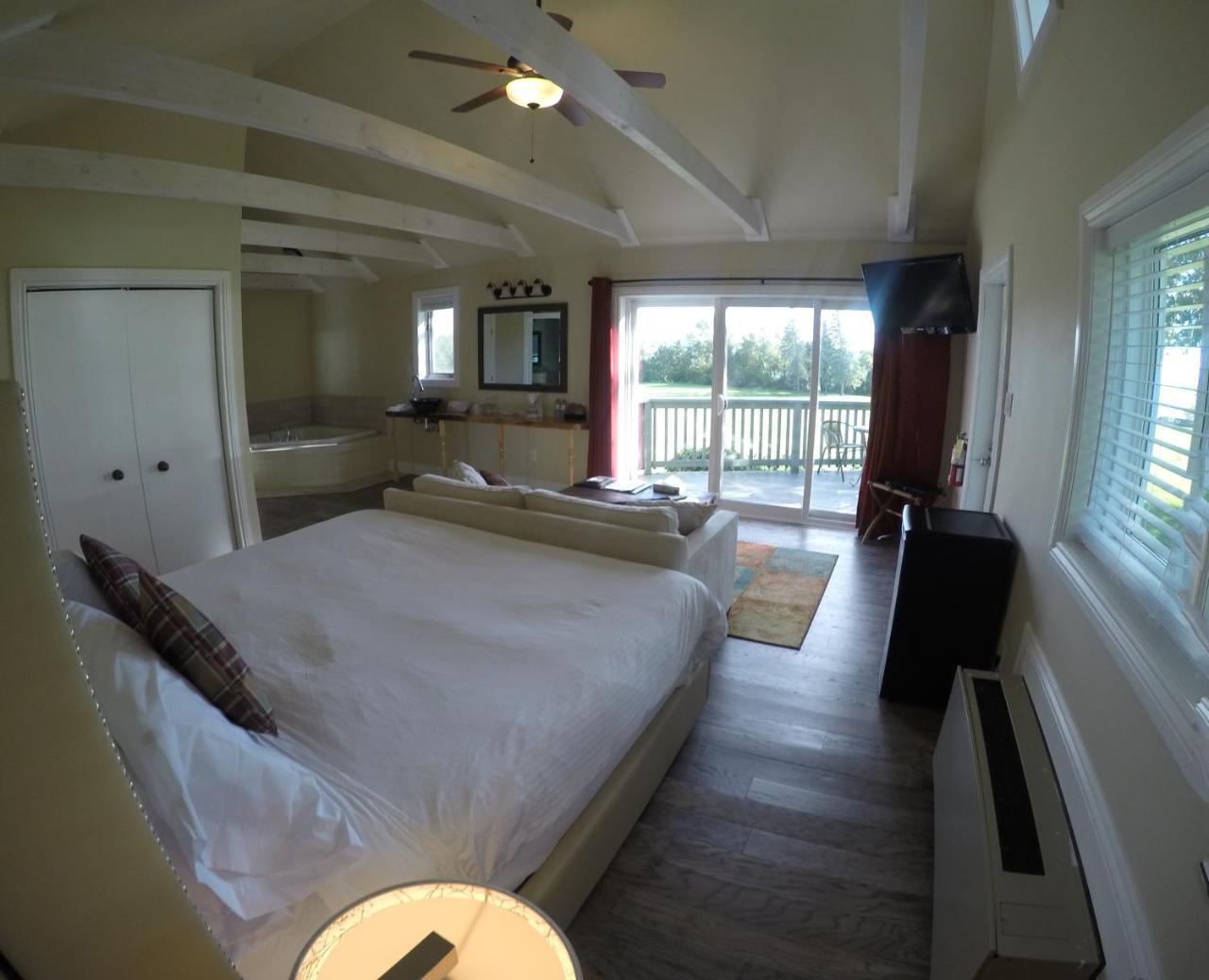 Eganridge Resort, Golf Club & Spa Bobcaygeon 外观 照片
